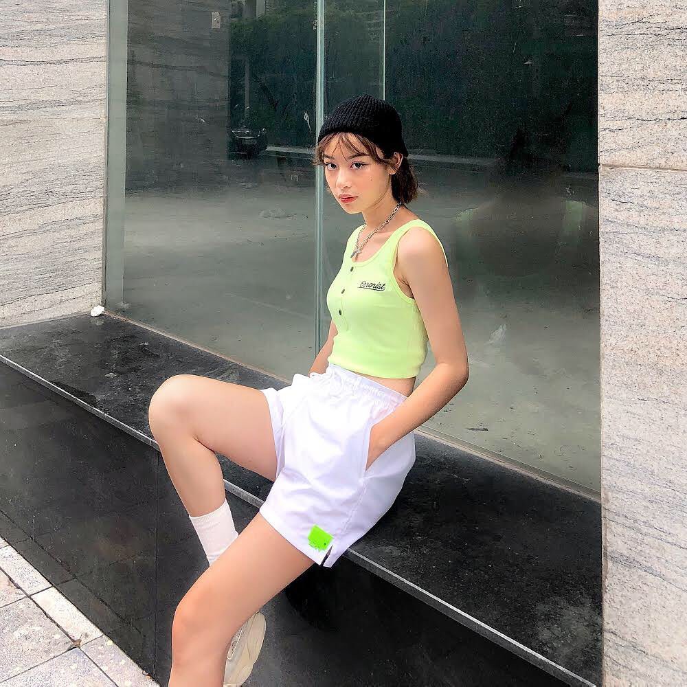 [Mã SKAMA06 giảm 8% TỐI ĐA 50K đơn250K] Quần short INDAHOOD Logo nhựa Neon