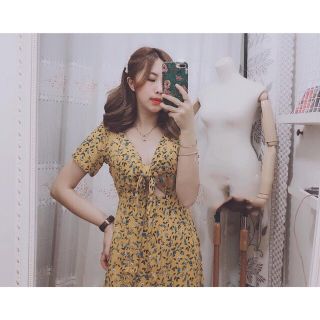 VÁY ĐẦM HOA NHÍ CỘT NƠ NGỰC