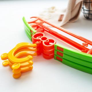 Set 3 Móc Treo Quần Áo Hình Gấu pooh Có Thể Thu Gọn Tiện Lợi