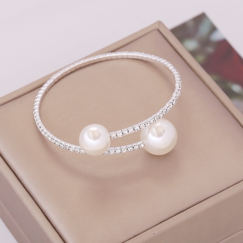 Vòng Tay Đính Đá Sang Trọng Quí Phái VT2PEARL6