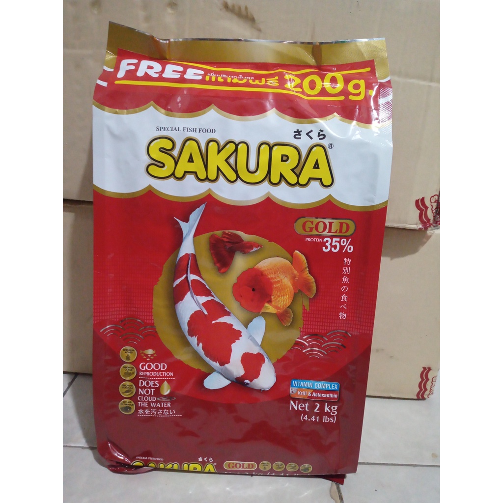 Thức Ăn Cá Koi Sakura Gold tăng sức đề kháng, giúp cá ăn ngon, lên màu đẹp