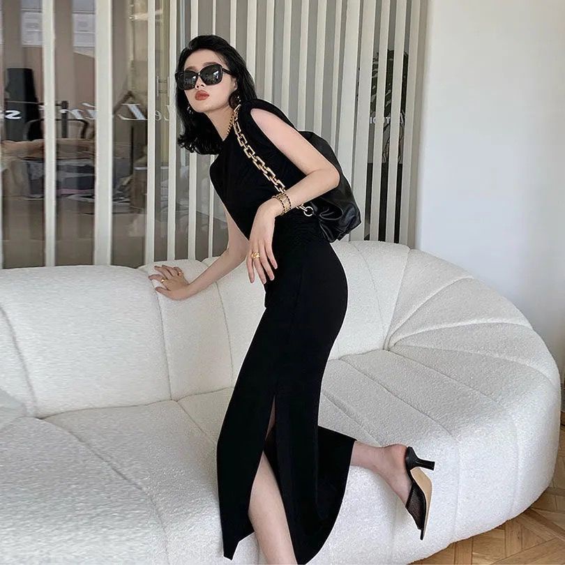 Đầm Body Sát Nách Màu Đen Thiết Kế Ôm Sát Tôn Dáng