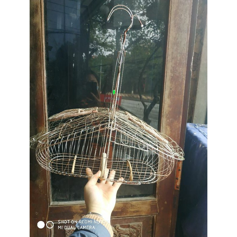 Lồng bẫy 2 mặt sài gòn