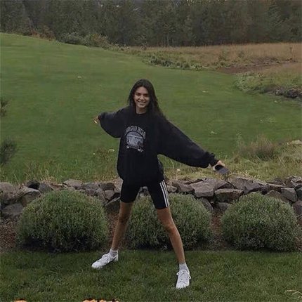 Áo hoodie nữ dài tay dáng rộng phong cách Hàn Quốc xinh xắn cho nữ | BigBuy360 - bigbuy360.vn