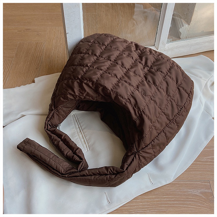 Túi Phao Đeo Chéo Jennie BLACKPINK đủ màu