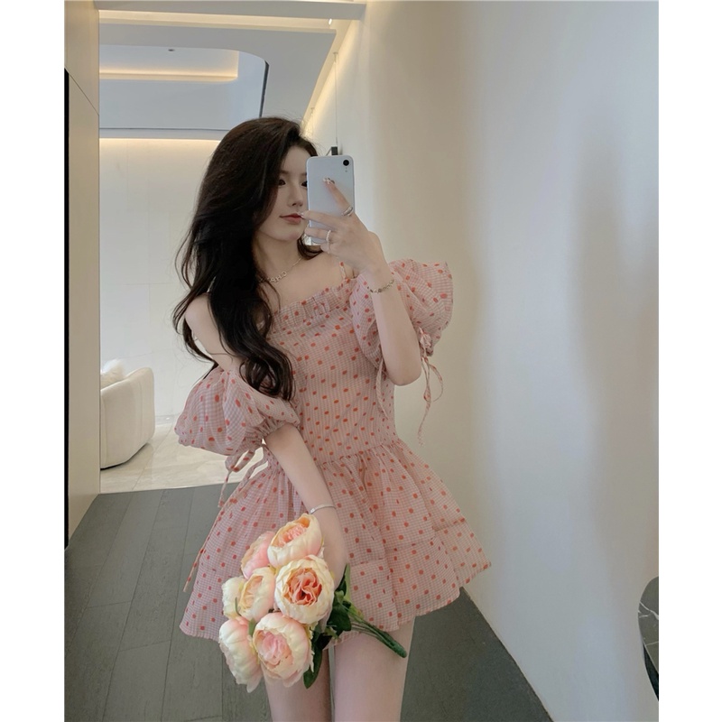 Đầm tay bồng trễ vai họa tiết chấm bi phong cách thời trang dành cho nữ