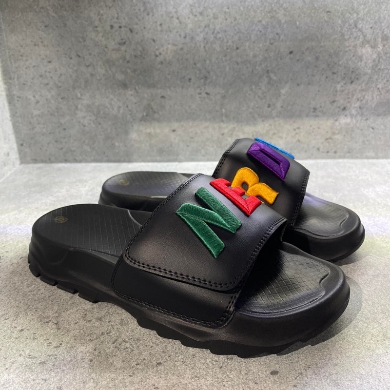 Dép NERDY - Đen Thêu Chữ Rainbow Cao 3.5cm