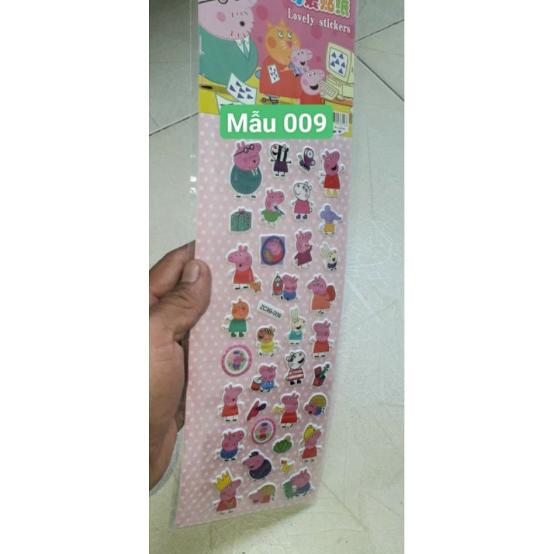 Một tờ hình dán nổi dài có nhiều mẫu khác nhau