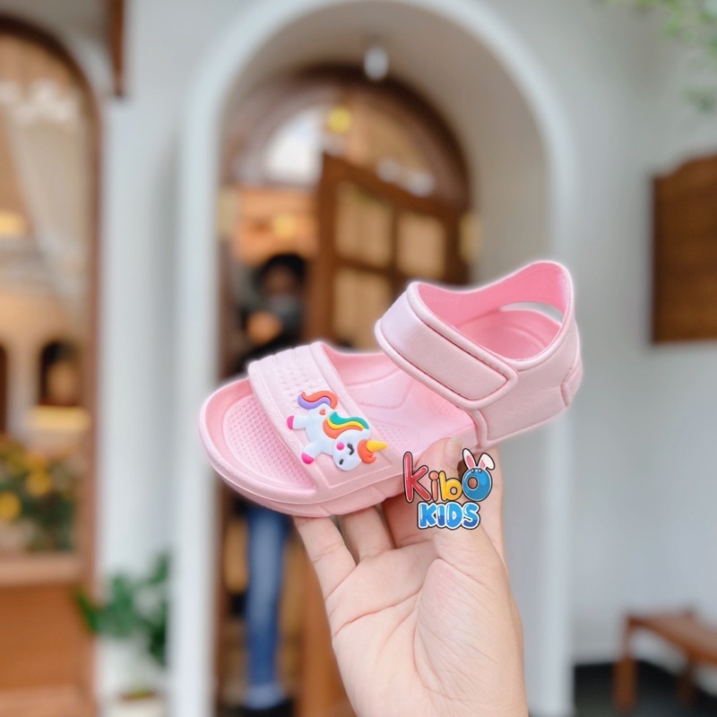 ￼￼Sandal Xốp Cho Bé Gái Siêu Nhẹ Siêu Bền Hoạ Tiết Ngựa Pony SA409