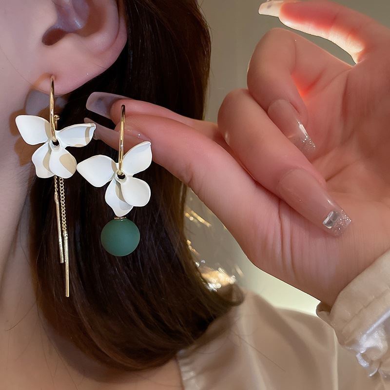 Bông Tai Bạc 925 Kiểu Dáng Không Đối Xứng Hình Hoa Phong Cách Mới 2022