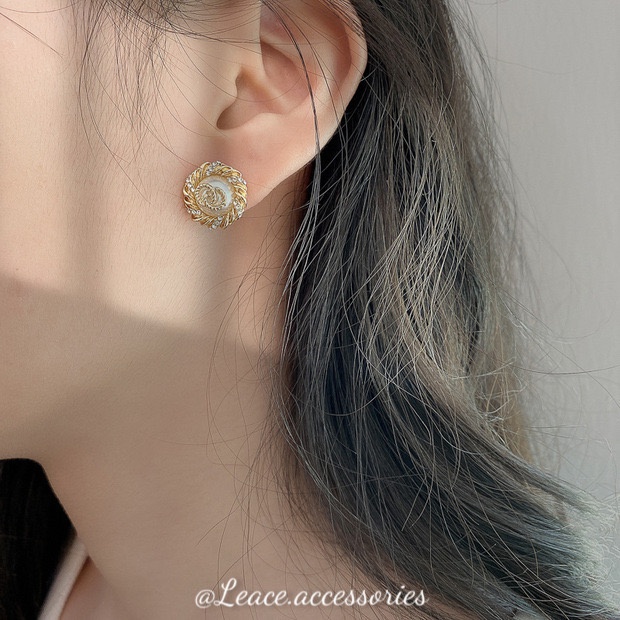 Bông tai khuyên tai ngọc chữ CD phối viền mạ vàng hotgirl sang chảnh ER066 Leace.accessories