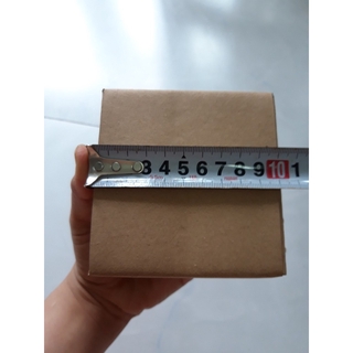 100hộp 10x10x5 cm