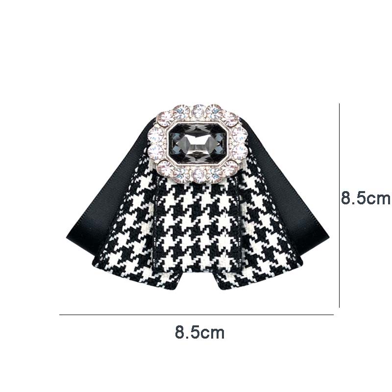 Nơ Cài Cổ Áo Họa Tiết Caro Trắng Đen Đính Pha Lê Cổ Điển Cho Nữ