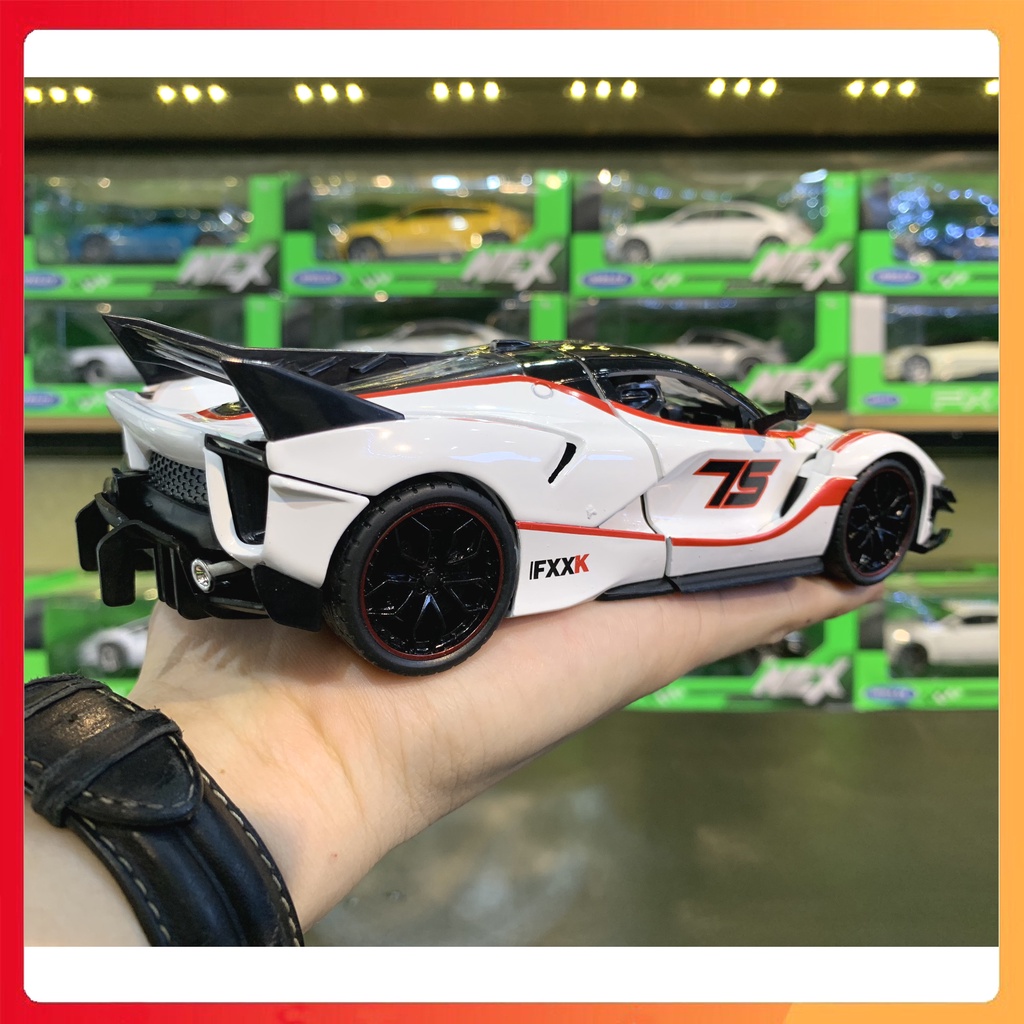 Mô hình xe Ferrari FXX K tỉ lệ 1:24 hãng HENGTENG