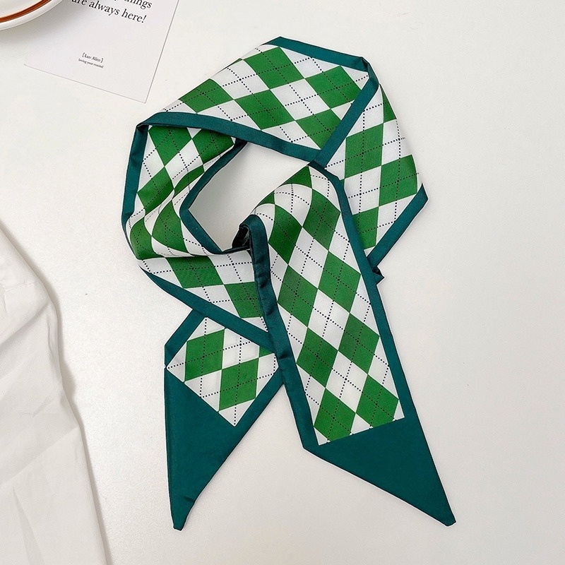 Khăn Choàng Cổ Dài Bằng Lụa Màu Xanh Lá Thời Trang Cho Nữ