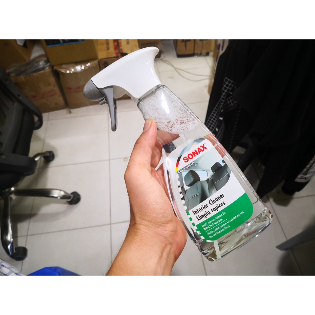 Dung Dịch Vệ Sinh Nội Thất Ô Tô Sonax Interior Cleaner 321200 500ml Kèm Khăn