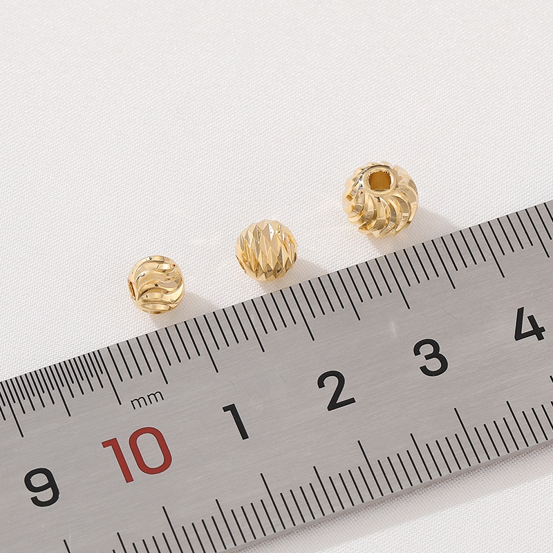 Bộ Hạt Xỏ Vòng Tay / Dây Chuyền Bằng Đồng Mạ Vàng 14K In Hoạ Tiết One Piece diy