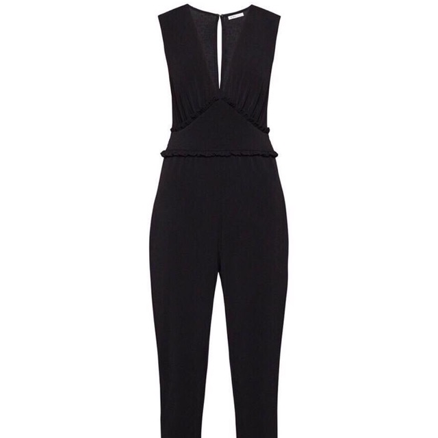 Jumpsuit cổ xẻ V đen