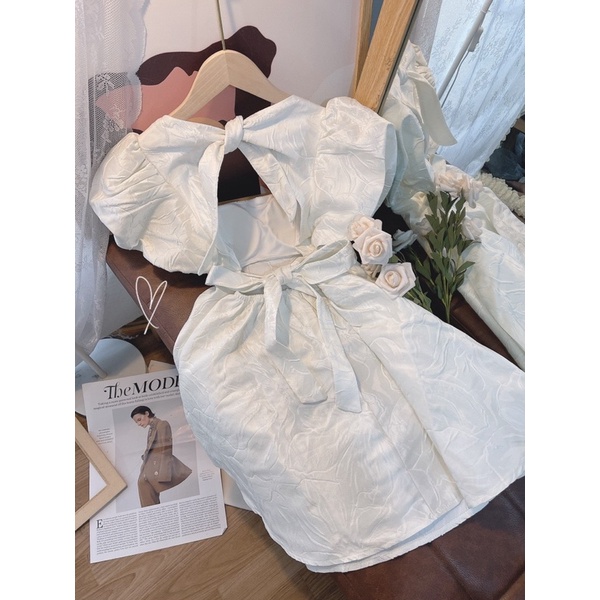 ĐẦM BBD GẤM HOA TAY BỒNG NƠ LƯNG CUT OUT