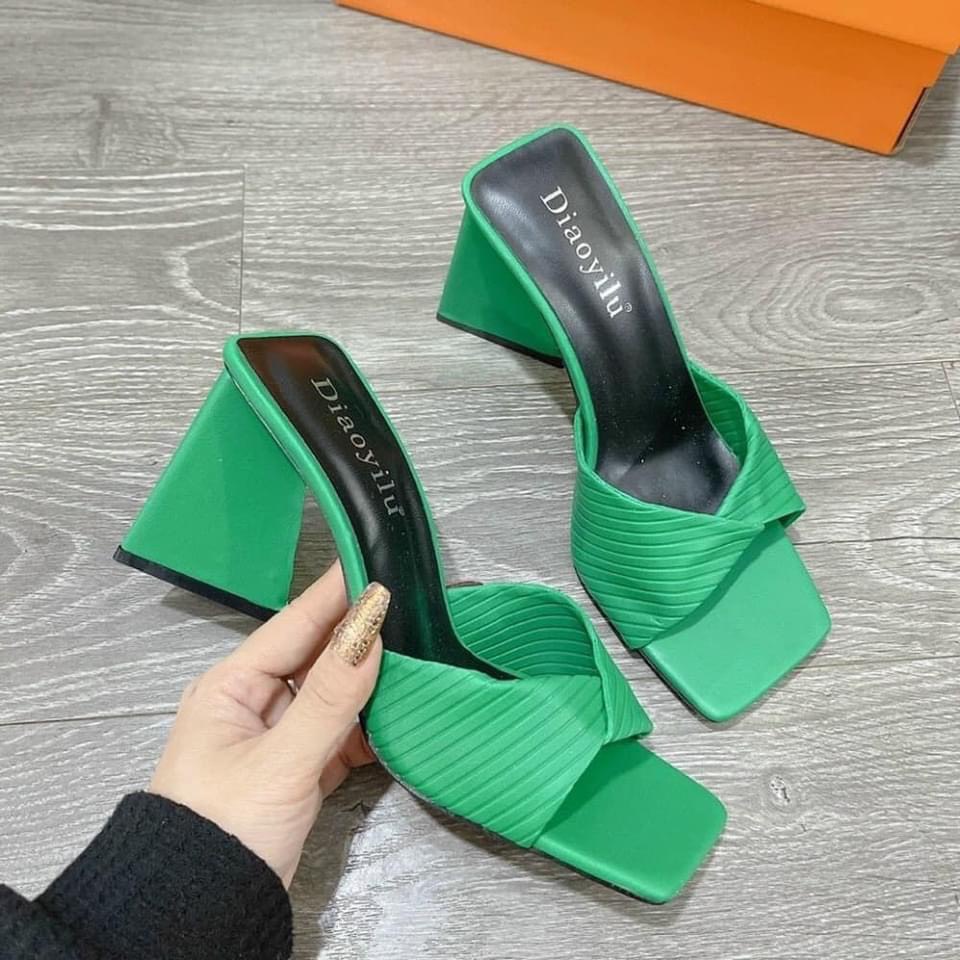 DÉP GUỐC BẢN CHÉO M3