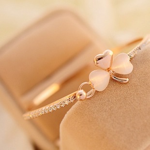 Full Diamond Heart Women's Bracelet Gold Plated Open Zircon Bracelet Simple Jewelry Hot Selling