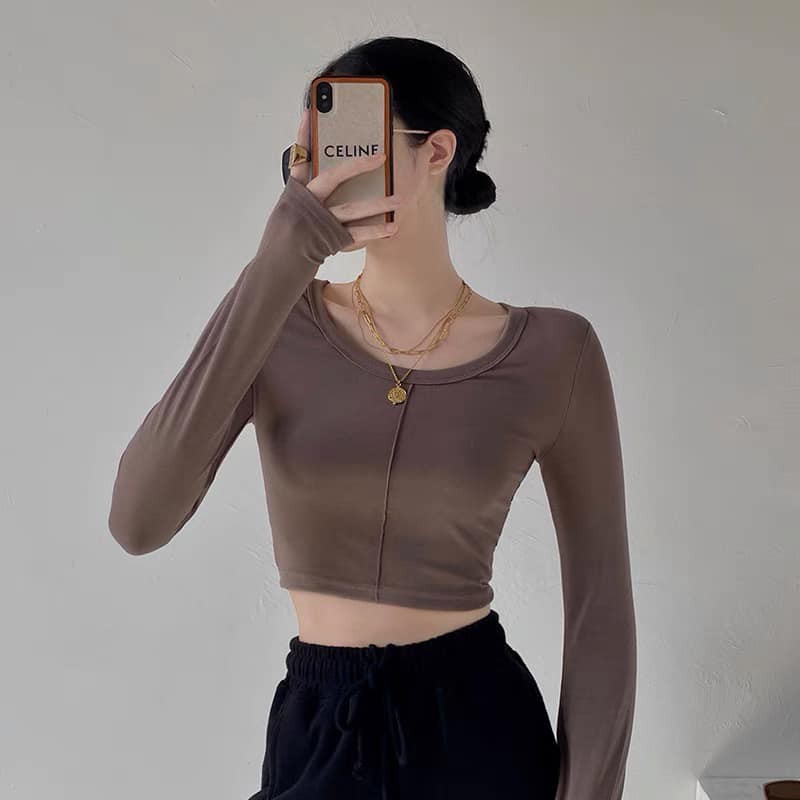 Áo thun cổ tròn phối gân giữa DeLys