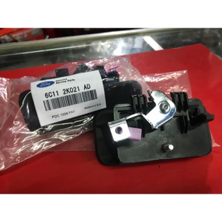 Tay mở cửa lùa ngoài Ford Transit