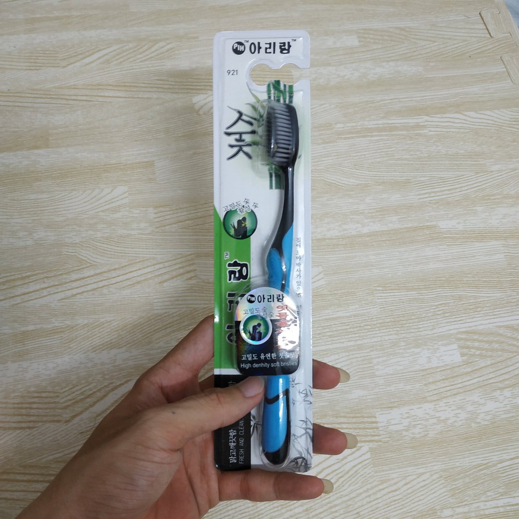 Bàn chải đánh răng Bossi than tre hoạt tính Hàn Quốc 𝓢𝓱𝓸𝓹 𝓣𝓲𝓮̣̂𝓷 𝓘́𝓬𝓱