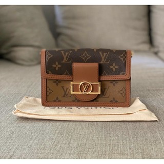 Túi Lv Dauphine Chain Wallet