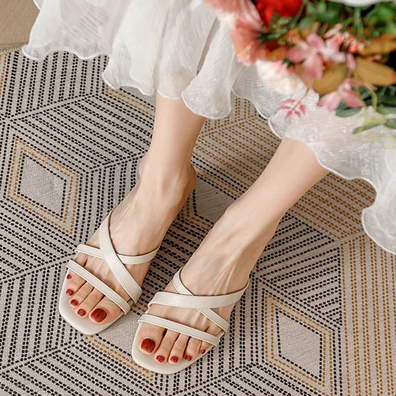 Giày Guốc Nữ Gót Vuông Xinh Xắn Tôn Chân Dáng Đẹp d9