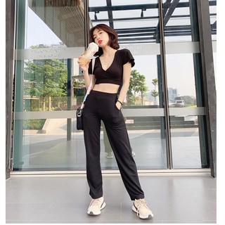 Set crop tay ngắn + quần ống suông