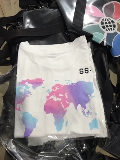 ÁO WORLDWIDE