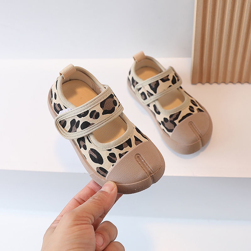 [Nhiều Phong Cách Đa Dạng Bán Chạy] Giày Thể Thao Khóa Dán Mềm Mại Thoáng Khí Thoải Mái Xuân Hè Đơn Giản Cho Bé Trai Bé Gái