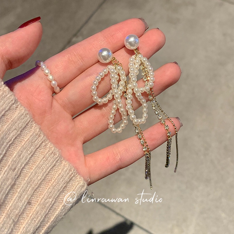 Khuyên tai tua rua đính ngọc trai sang trọng phong cách Retro