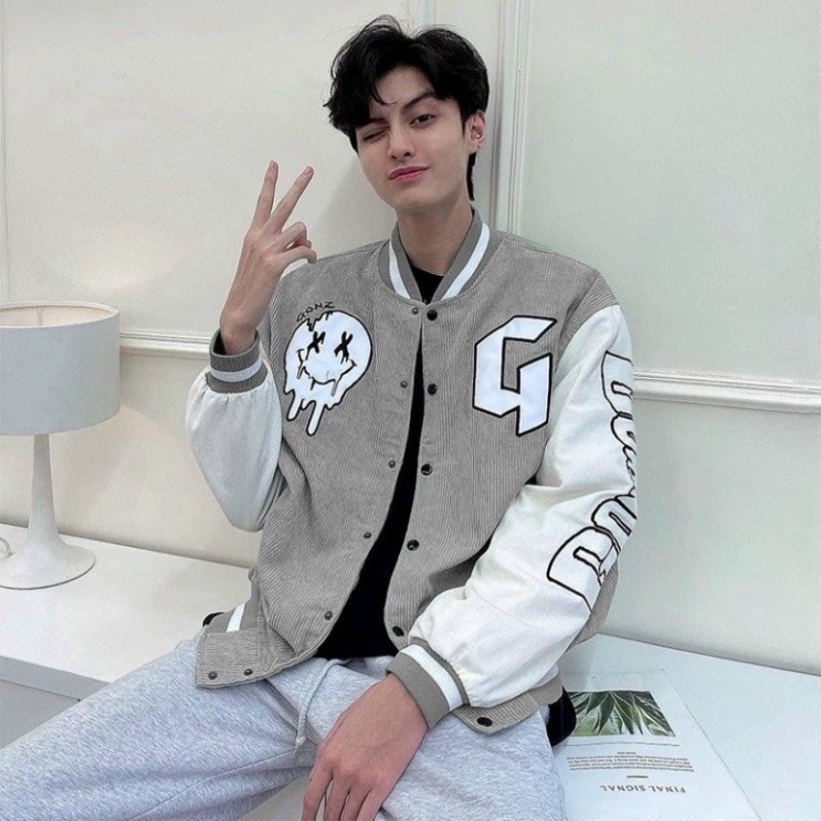Áo khoác bomber kaki nhung gân unisex in hoạ tiết phối màu kiểu áo bóng chày phong cách hàn - lovess_shop
