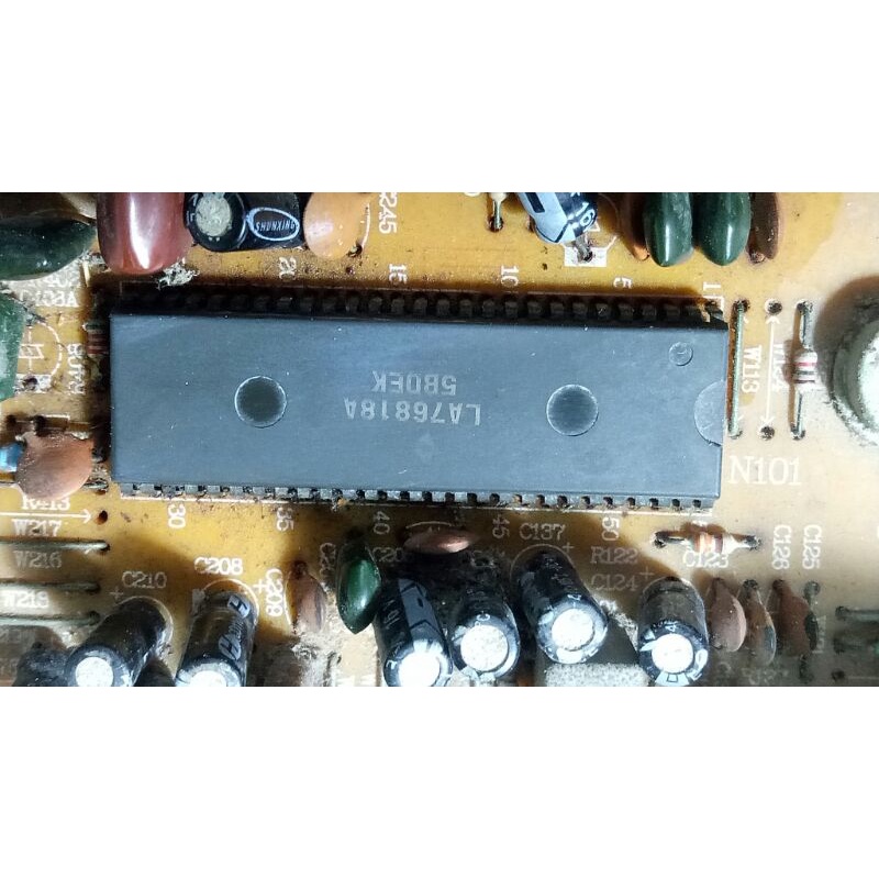 IC LA76818A,LC863328B,ic nhớ 24C08 củ tháo vĩ TiVi SONY T quốc đèn bóng hồi xưa chạy OK,bán cho a,em cần thay khách.v.v.