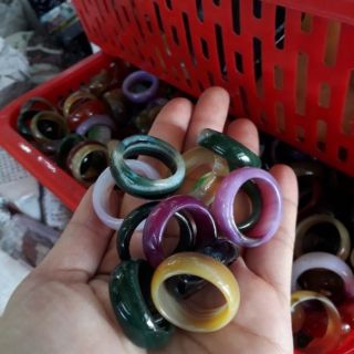 Nhẫn mã não nhiều màu