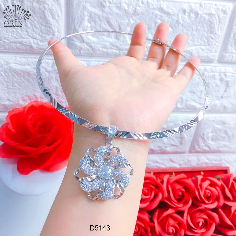 Kiểng cổ bạc , kiềng hoa đính đá mạ bền màu cao cấp Orin D5143