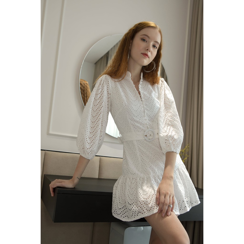 Đầm xòe trắng kèm nịt EDINI D1276
