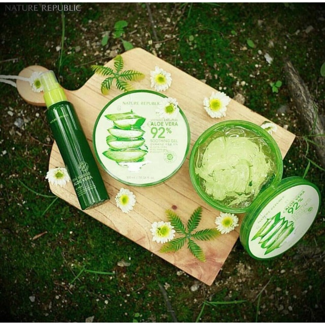 Gel lô hội Nature Republic Aloe Vera