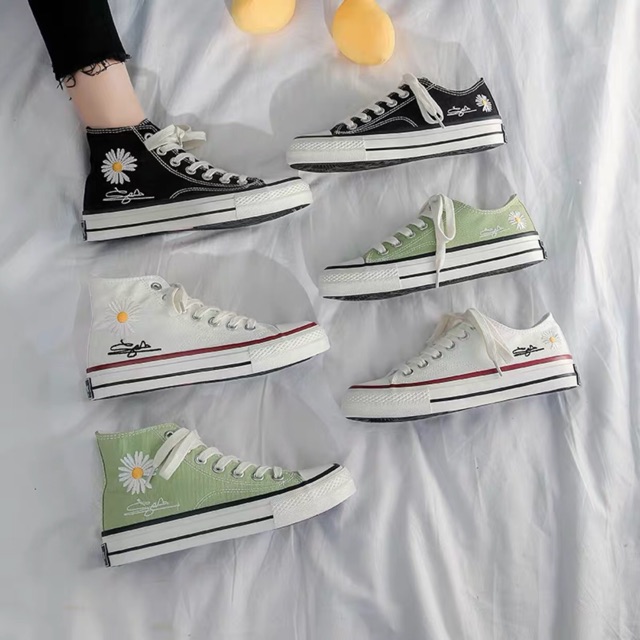 (Sneaker nữ mới 2020)Giày sneaker hoạ tiết hoa cúc( Kèm video và ảnh thật)