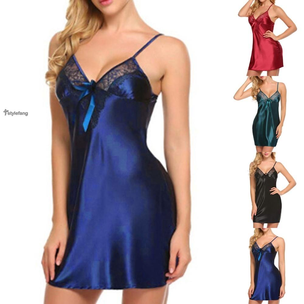 Đầm ngủ lụa phối ren hoa thiết kế quyến rũ cho phái nữ
 | BigBuy360 - bigbuy360.vn