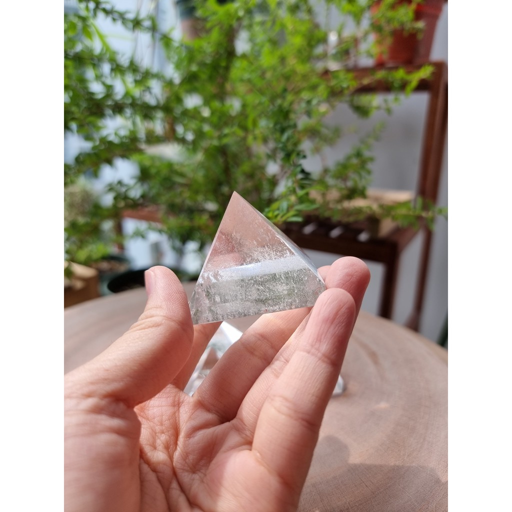 Kim tự tháp đá thach anh Trắng (Clear Quartz) làm Grid, thanh tẩy trong Tarot, Reiki, thiền định, phong thủy