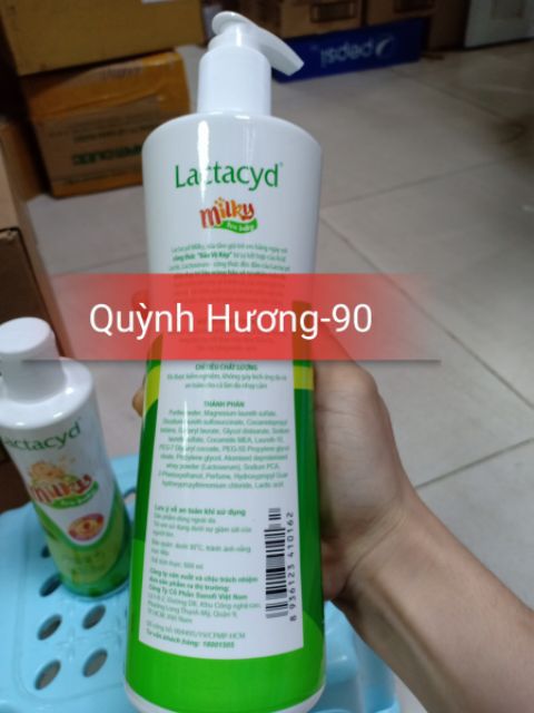 Sữa tắm LACTACYD MILKY hết rôm sẩy ở bé