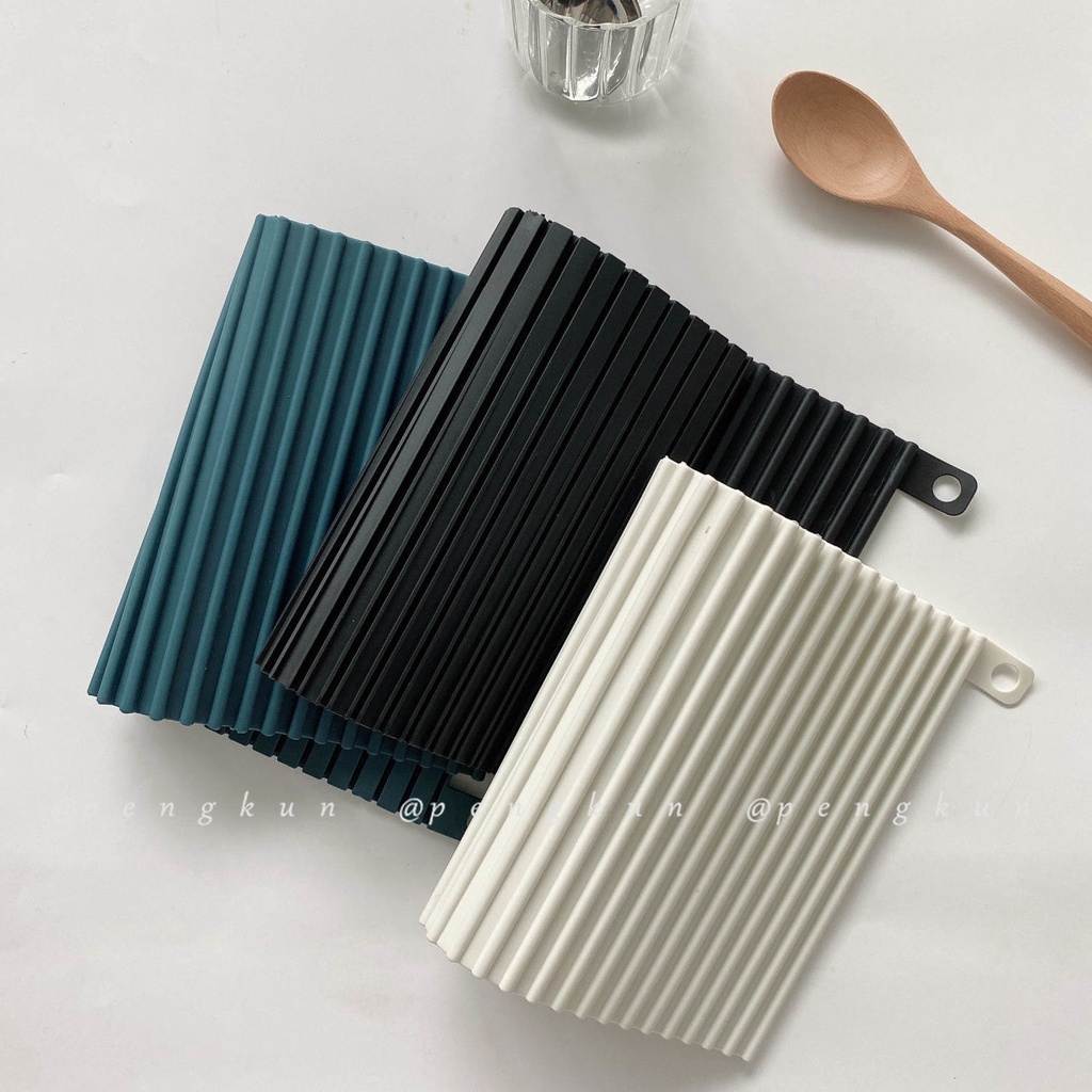 Tấm lót cốc / đũa cách nhiệt đa năng tiện dụng màu trắng / đen phong cách Bắc Âu