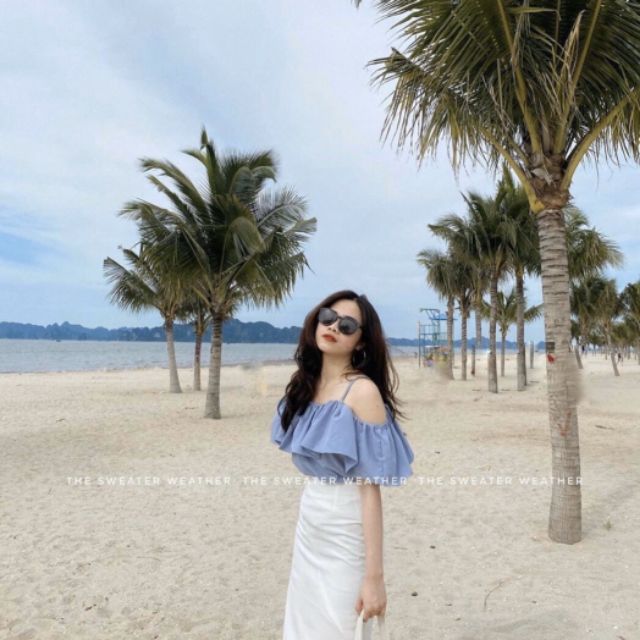 😚😚 Mùa hè chỉ thích mặc các kiểu rớt vai như này cho mát mẻ thui ý. 🔥Set gồm áo rớt vai bèo xanh + chân váy trắng m