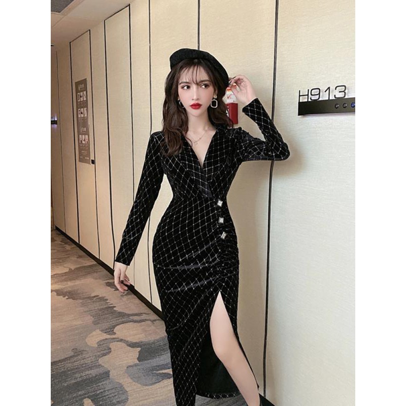 Đầm Nhung Xẻ Tà Đính Đá