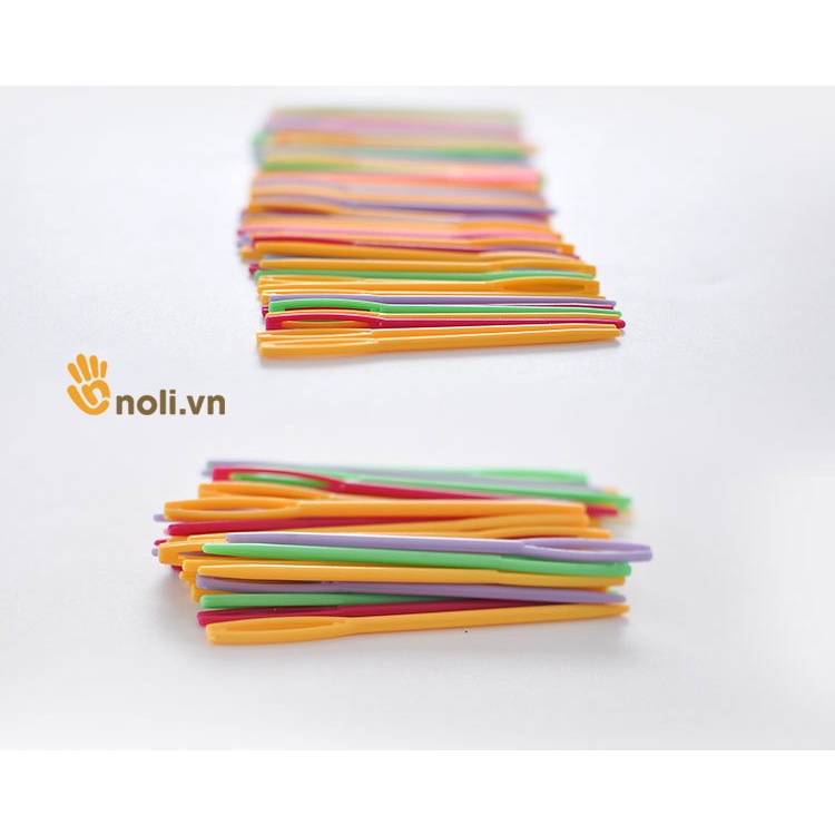 Kim khâu len nhựa (1 cái)