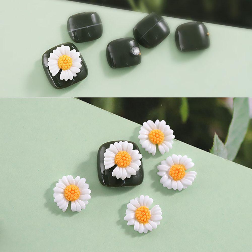 Bộ Phụ Kiện Trang Trí Móng Nghệ Thuật 8 Màu Dễ Thương DIY