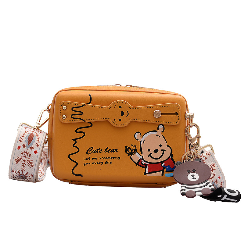 Túi đeo chéo hình gấu Pooh thời trang hè cho nữ